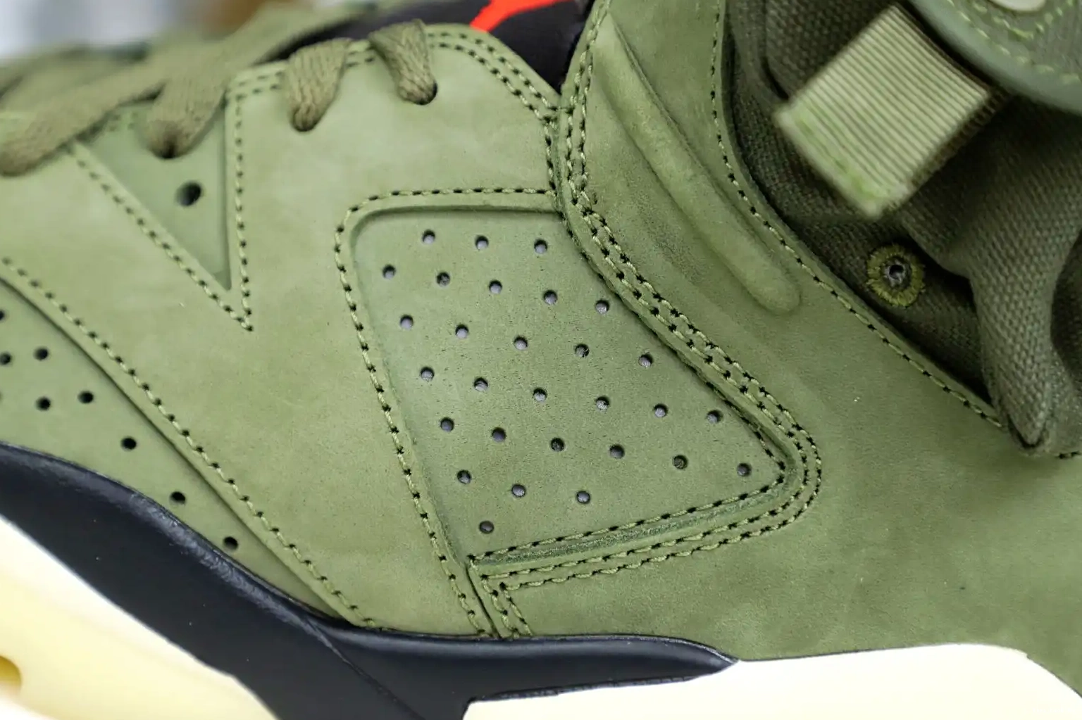 X RETRO JORDAN 6 Kimikick 'OLIVE' SCOTT TRAVIS AIR 0814